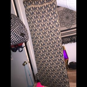 Michael Kors Infinity Scarf